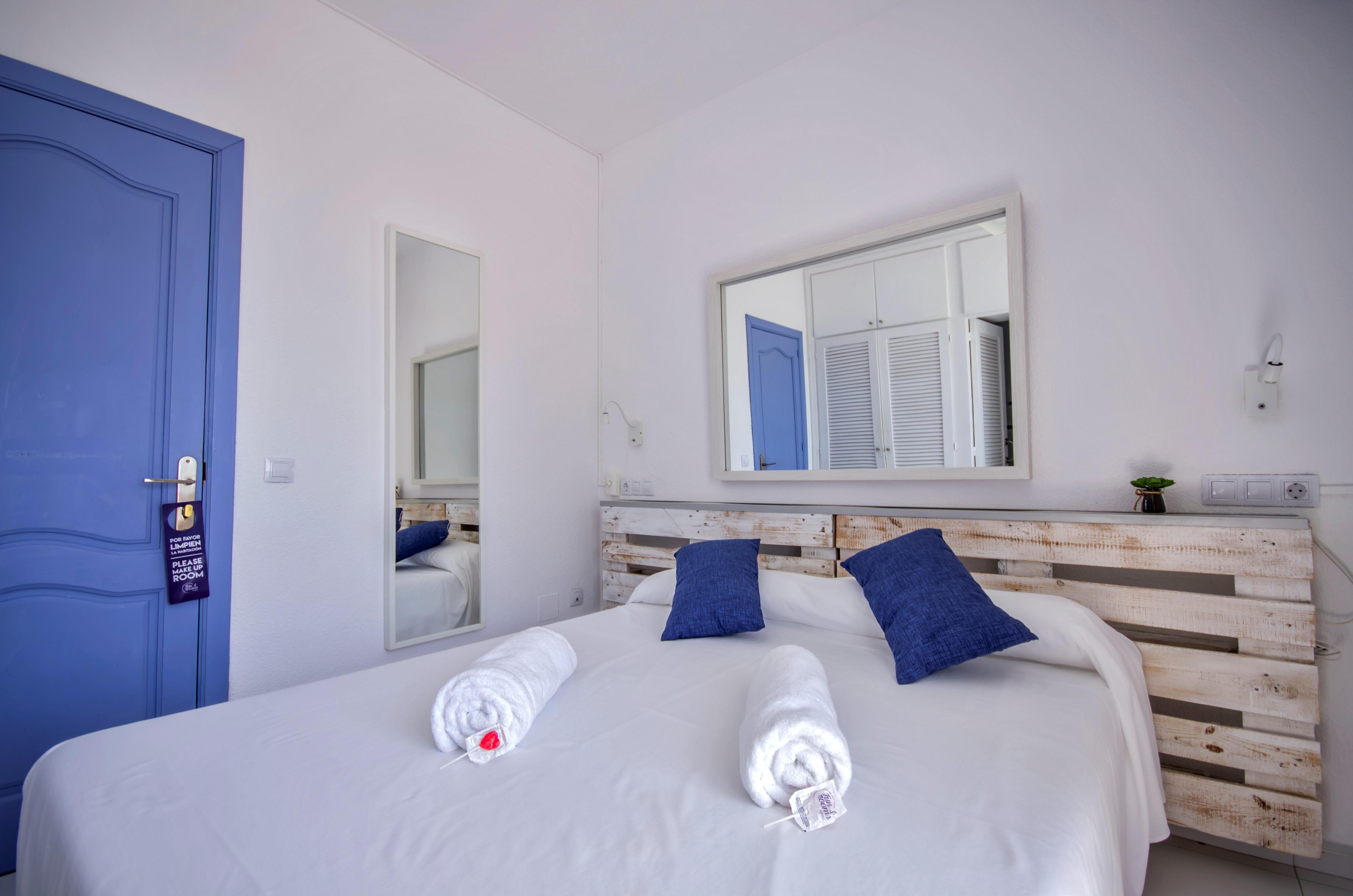 Hotel Outsite Ibiza Es Cana Esterno foto