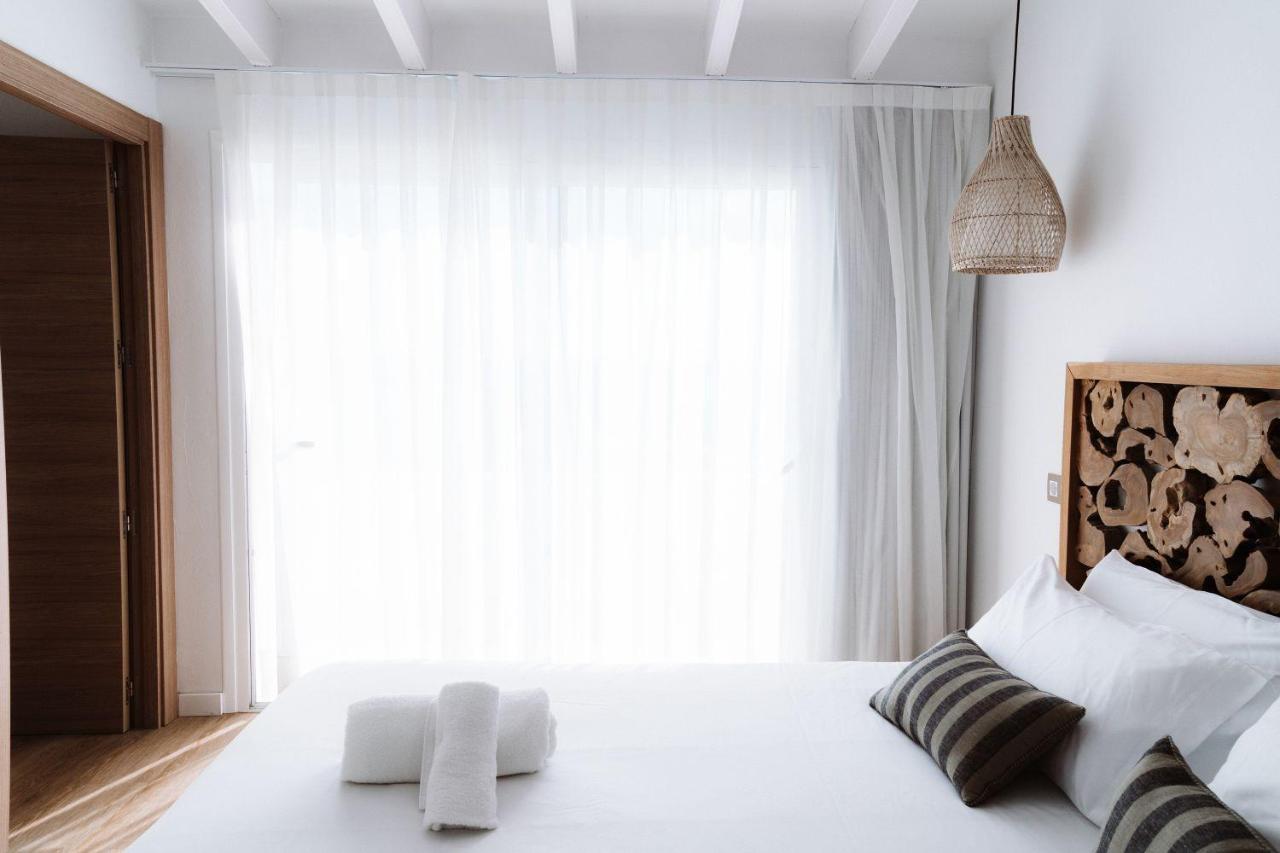 Hotel Outsite Ibiza Es Cana Esterno foto