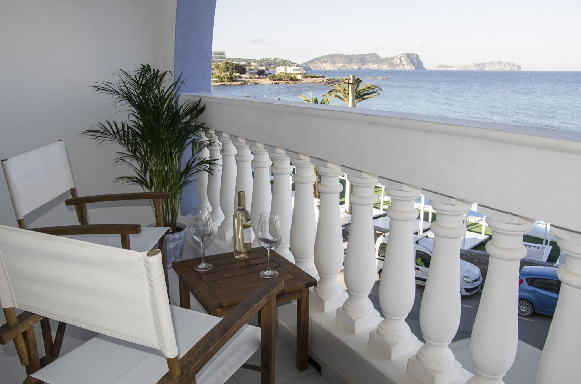 Hotel Outsite Ibiza Es Cana Esterno foto